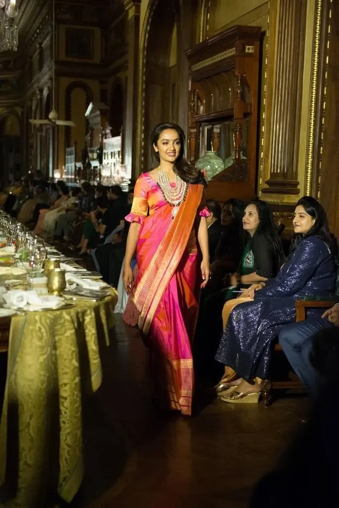 Indian Beautiful Actress Tejaswi Madivada In Orange Saree